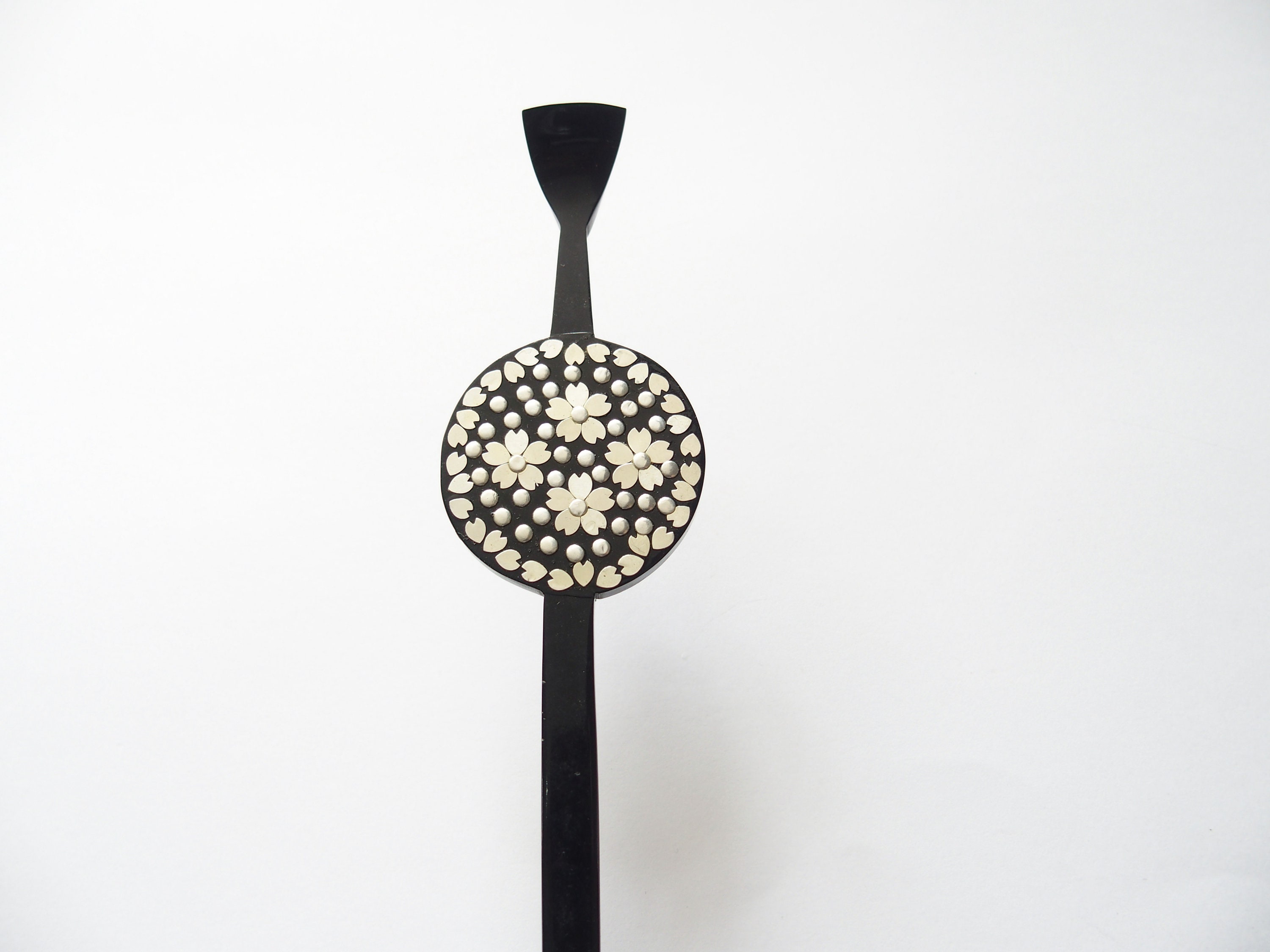 Hirauchi Kanzashi Black With Silver Flower Petal Design