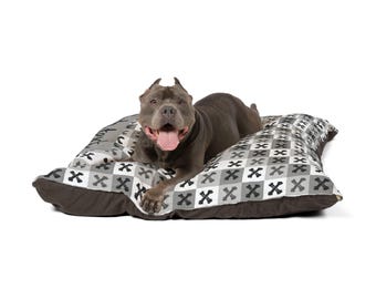 Personalized Pet Bed, Cozy Dog Bed, Custom Cat Cushion, Home Pet Decor, Gift for Dog Lovers, Indoor Pet Lounge