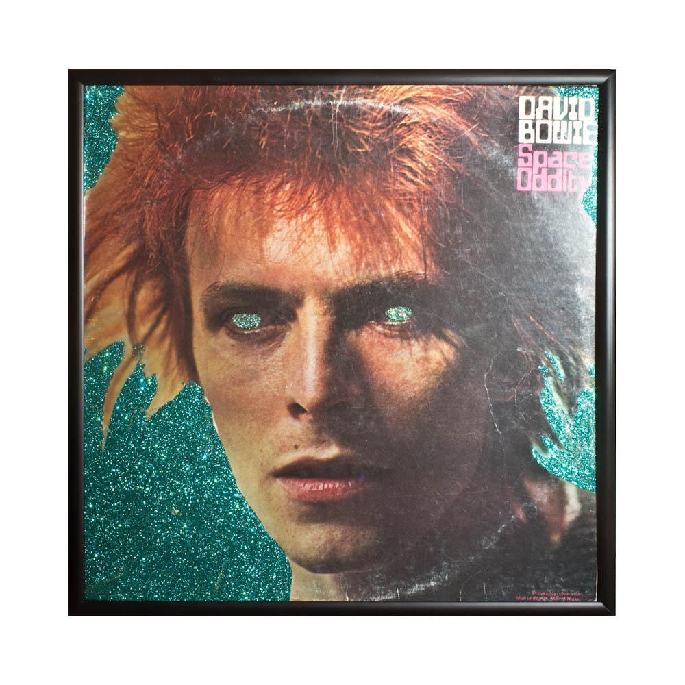 Тиль бреннер space oddity. David bowie space oddity 1969. Дэвид боуи oddity. Bowie david "space oddity". Дэвид боуи space.