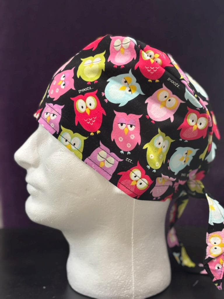 Whooo Owl Colorful Scrub Cap: Fun Hair Protection for Doctors, Nurses, Kids