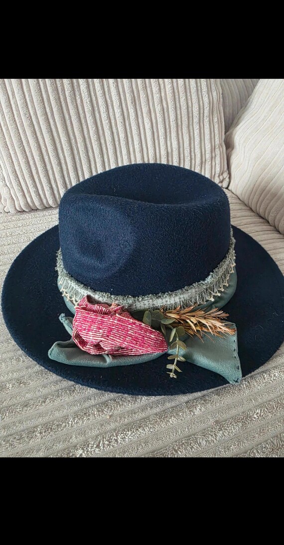 Cream Fedora Hat with Navy Band and Pink Edge Goorin Hartman Wide Brim Toquilla Straw Fedora – Goorin Bros main image 4