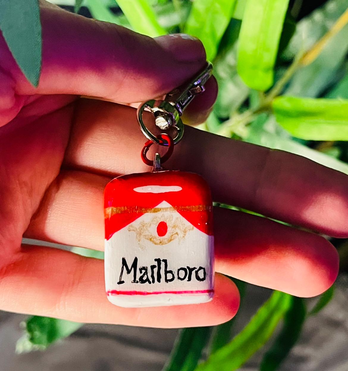 Marlboro key holder！マルボロキーホルダー Amazon.co.jp: CABIN HOPE PEACE Marlboro Mild Seven Tobacco