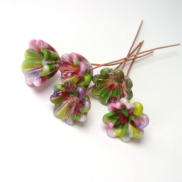 Lampwork glass Bell flowers   -  Sweet Pea  -  flower headpins, rose, pink, green, copper wire