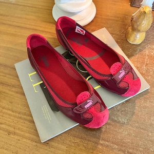 希少　00s PUMA flat shoes black red Men Cell Thrill Black-Red Running Shoes