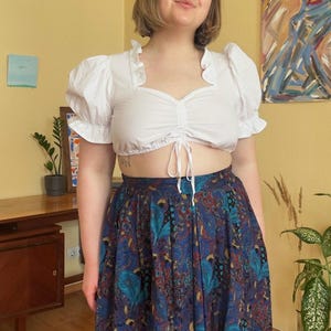 Vintage White Dirndl Puff Sleeve Blouse – Bavarian Crop Top | Cottagecore Ruffle Peasant Top | Austrian Folk Style| Coquette Cropped Top