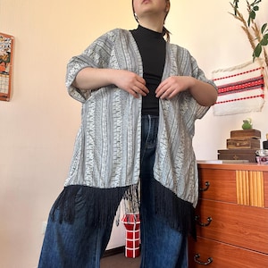 Vintage Aztec Print Fringe Hem Open Kimono Cardigan Y2K Boho Festival Wrap (one size)
