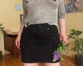 Y2K Black Cotton Utility Mini Skirt: Vintage Cargo Pocket