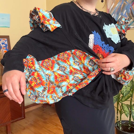 Vintage Patchwork Sweatshirt L/XL — Avant Garde U… - image 6