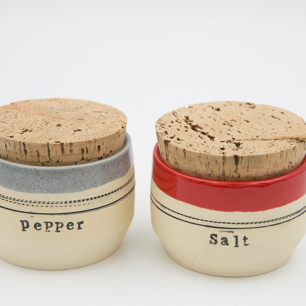 Ceramic Salt and pepper, handmade pottery, ceramic salt and pepper set, salt shaker, housewarming gift, kitchen canister sets, tabletop