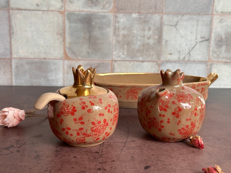Ceramic Pomegranate sugar bowl and creamer set with tray image 5