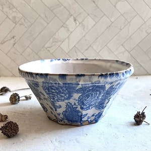 Handmade Large Ceramic serving bowl, Pottery salad bowl, image 4