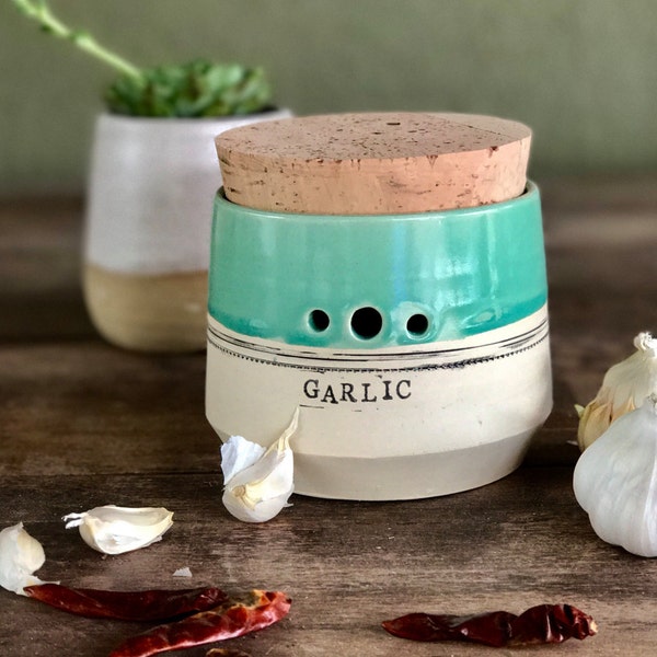 Garlic keeper jar, Ceramic garlic jar, Handmade pottery, garlic jar, kitchen canister, garlic keeper,  housewarming gift, christmas gift