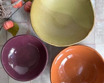 Set of three Nesting bowls, Rustic stoneware bowls