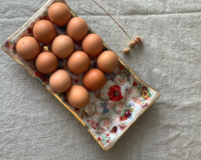 Ceramic Egg Tray, Egg Crate, Handmade Pottery, Housewarming Gift, Egg Crate, Deviled Egg Tray