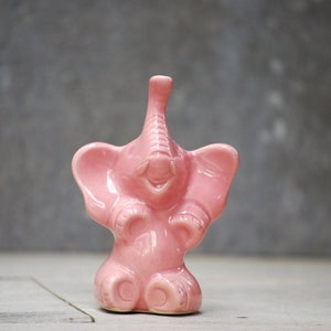 Ring holder, Elephant ring holder, Jewelry organizer, Handmade pottery Pink