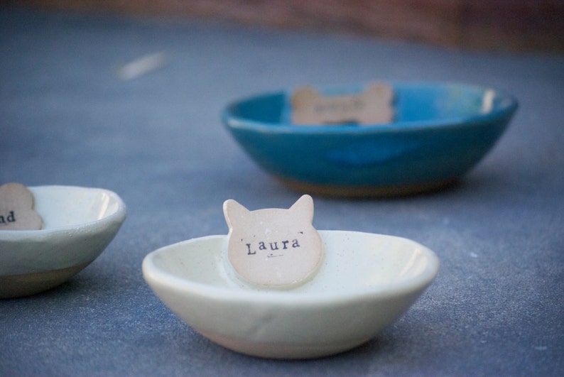 Custom cat bowl, Cat lover gift, Cat food bowl, Handmade pottery, Personalized Ceramic cat bowl image 2