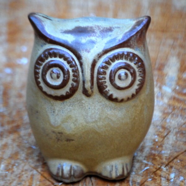 Ceramic Owl figurine, Fall Owl Shelf Sitter, Autumn Owl,  Farmhouse Owl, Fall Owl Decoration, Fall Home Décor,  Lodge Owl