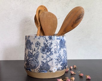 Large ceramic utensil holder, Handmade Utensil Crock