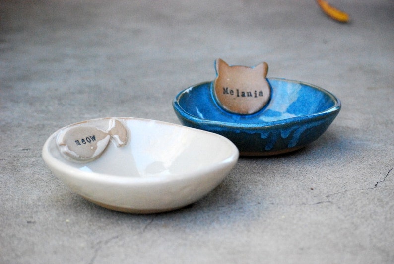 Custom cat bowl, Cat lover gift, Cat food bowl, Handmade pottery, Personalized Ceramic cat bowl image 1