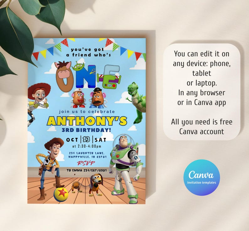 Pu&ograve; includere: Un invito di compleanno blu con personaggi di Toy Story. L'invito include il testo "you've got a friend who's ONE" e "ANTHONY'S 3RD BIRTHDAY!" con dettagli RSVP e il marchio Canva.