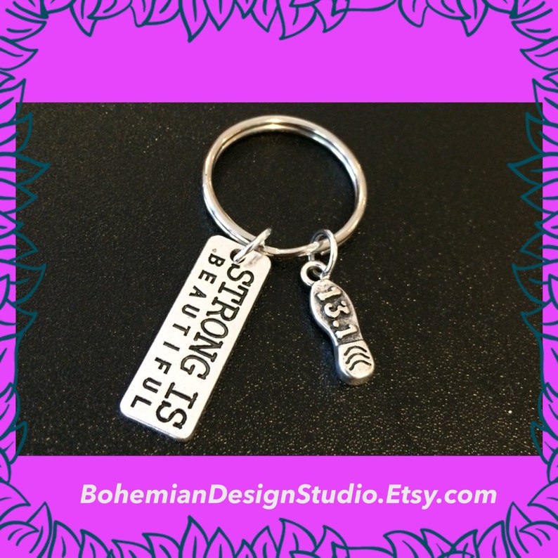 Marathon gift, half marathon runner keyring, running gifts image 1