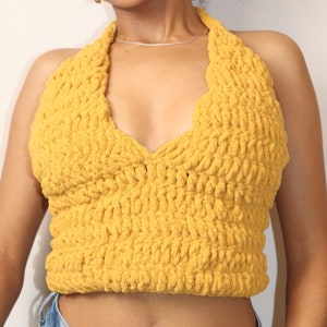 Handmade Yellow Thick Knit Tieable Crop Top – Cozy and Stylish All-Season Fashion