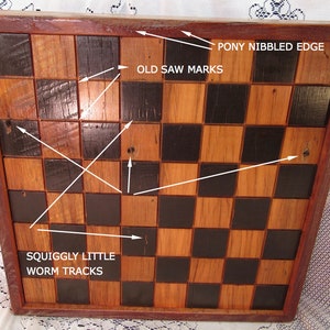 THE REPRODUCTION OF 1960 MIKHAIL TAL CHESS SET CRIMSON BOXWOOD & EBONIZED  4.125 KING WITH 2 SQUARE CHESS BOARD