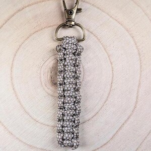 Paracord pendant - customizable