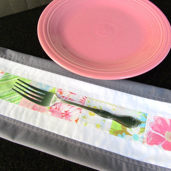 SALE- Vintage Patchwork Cloth Napkins- Reversible/ Set of 2