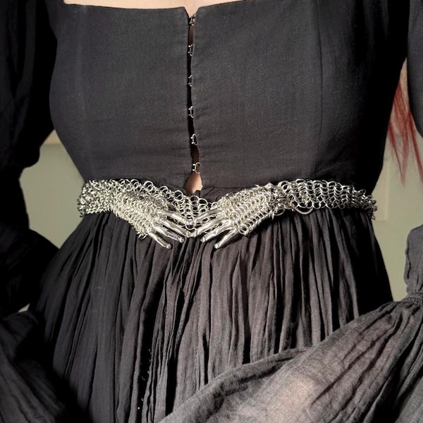 Silver Clasping Hands Buckle, Victorian Style Chainmail Wrap Belt
