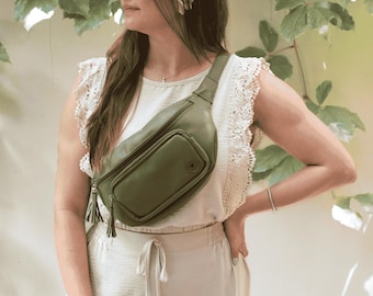 Riñonera de cuero verde oliva: bolso colombiano hecho a mano