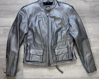 Chaqueta de motociclista Harley Davidson de cuero genuino, color plata, talla mediana para mujer