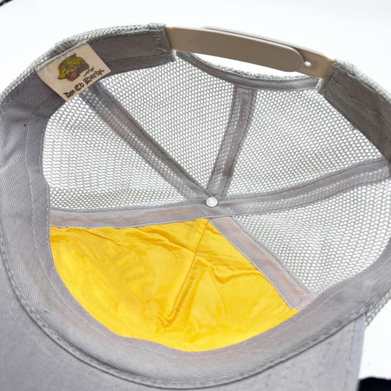 Vintage Y2K Don Ed Hardy Mesh Trucker Hat Crystals Skull  display picture 1