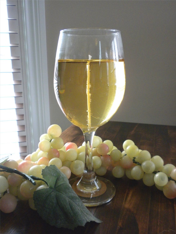 Items similar to 8 OZ. Chardonnay Wine Gel Candle on Etsy
