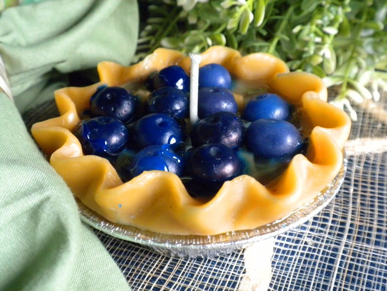 Blueberry Pie Candle image 4
