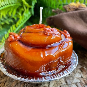 Pecan Caramel Sticky Bun Candle Sticky Bunz for One image 8