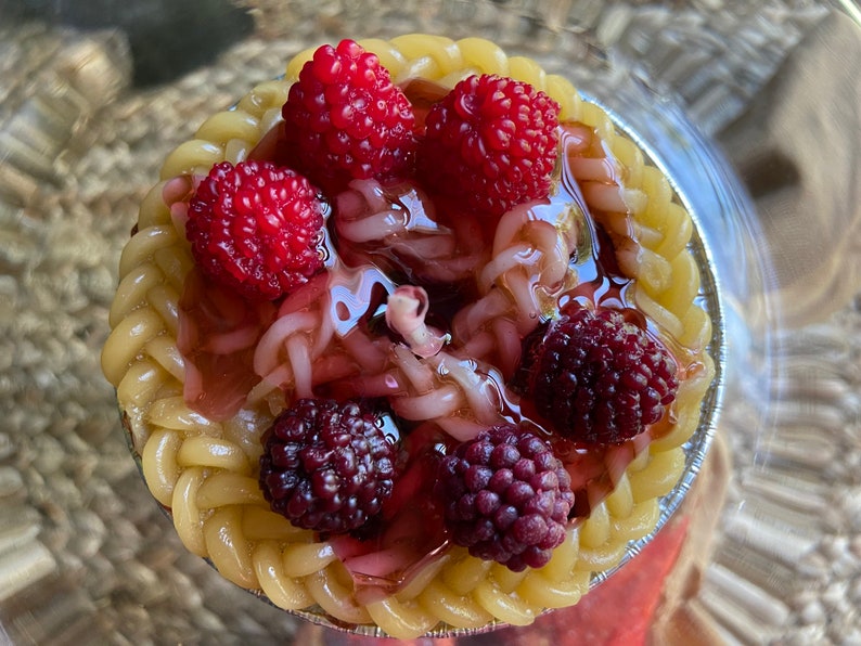 Red Ripe Raspberry Tart Candle image 4