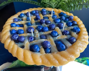 Family Size Blueberry Pie Candle