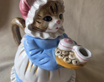 Vintage Heritage Mint Collectible Teapot "Mama Cat Teapot with Donuts," Whimsical Kitty Ceramic Teapot, Collectible Cat Kitchen Decor