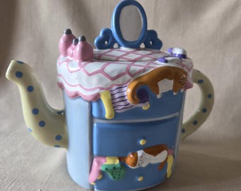 Vintage Russ Berrie Cat Teapot, Tea Time Dresser Design, Collectible Ceramic Kitty Teapot, Whimsical Cat Decor