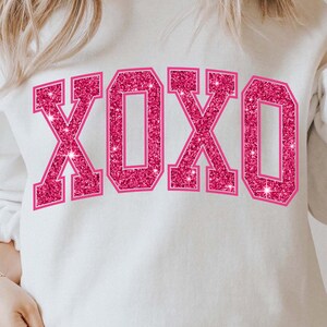 XoXo PNG Rosa Brillantina Retro San Valentín Sublimación Amor Xoxo Bésame Corazón Camiseta de Moda Vibraciones Archivos Digitales Descarga Instantánea