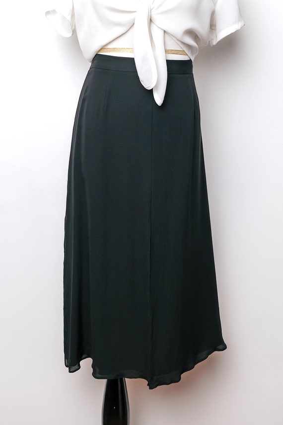 Doncaster Silk Black Knee Length Skirt US 6 M, 90'