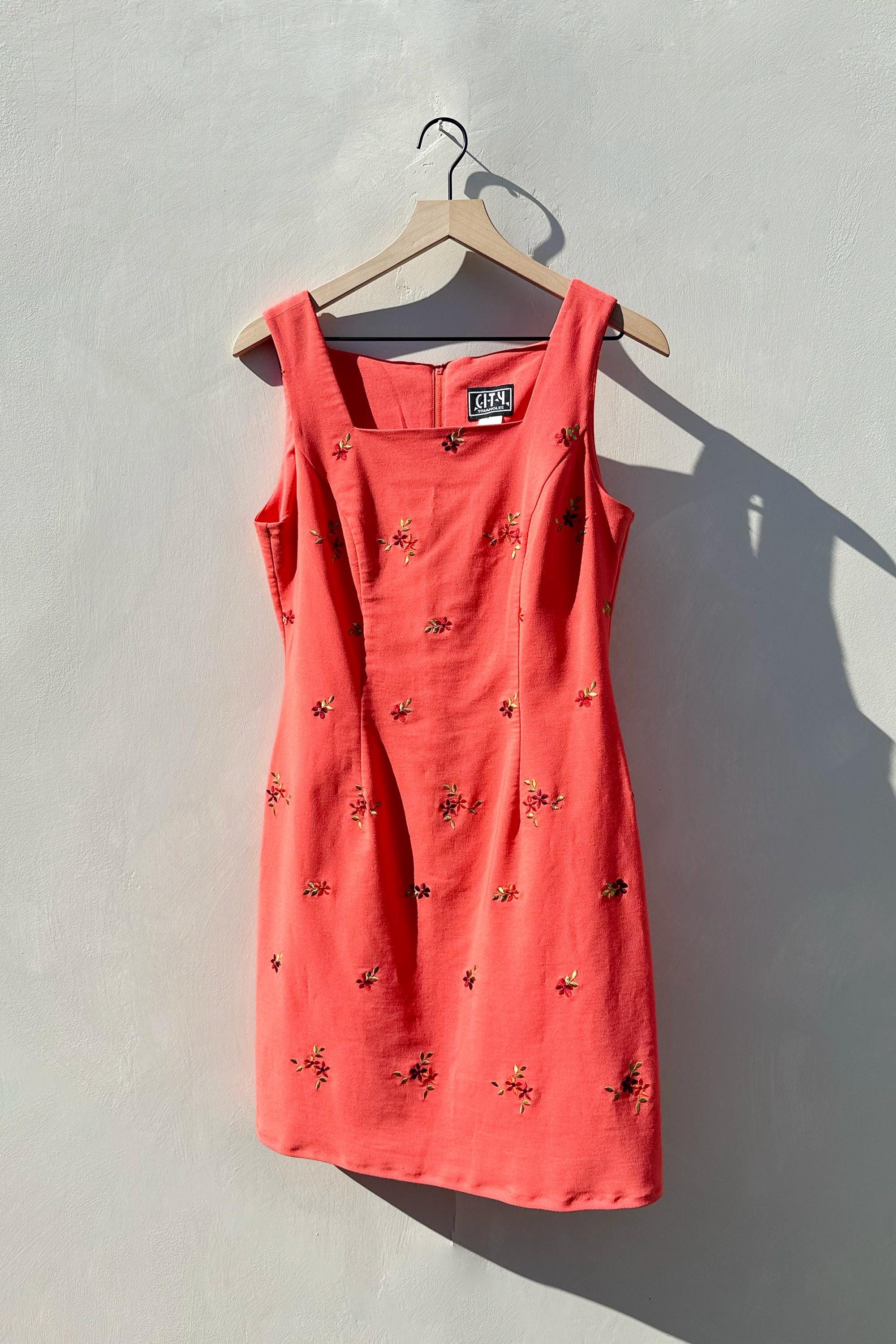 city triangles red dress L (12-14) New Buy and sell Womens Contemporary and more on the Whatnot app! size 0, worn once for