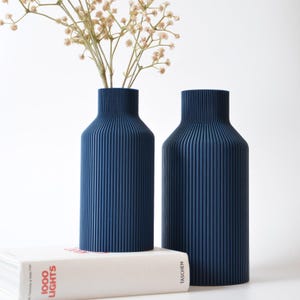 Ribbed Vase With Removable And Washable Waterproof Insert, Modern Minimalist Home Decor, Centerpiece