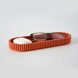 Minimalist Desk Catch All Tray: Sustainable Organizer for Keys, Jewelry, Glasses, Pens and more