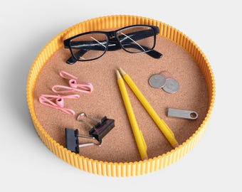 Round Catch-All Tray, Minimalist Desk Organizer for Glasses, Jewelry, Keys and Office Accessories