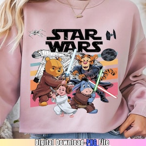 Puede incluir: Sudadera rosa claro con un diseño de Star Wars. El gráfico presenta personajes de Winnie the Pooh como Jedi y Sith, el Halcón Milenario y una Estrella de la Muerte. Se muestra el texto "STAR WARS". Las palabras "Digital Download-PNG File" están en la parte inferior.