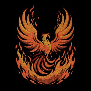 Peut inclure: Motif brodé d'un phénix renaissant des flammes. L'oiseau est représenté dans des tons orange et jaune, avec des plumes détaillées. Les flammes sont stylisées et entourent le phénix sur un fond noir.
