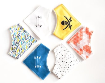 6 bib kit from organic cotton for boys. Set of organic fabric for 6 DIY bandana bibs. DIY kit baby shower gift.