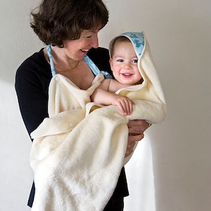 Parure De Bain Chouettes Pour Bebe Cape De Bain Tablier Bio Etsy Parure De Bain Chouettes Pour Bebe Cape De Bain Tablier Bio Etsy